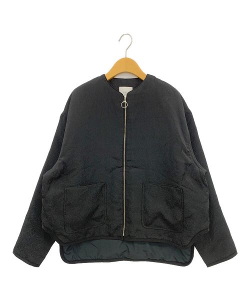 Limue（リミュ）Limue (リミュ) ジャガード中綿ノーカラーブルゾン ブラック サイズ:FREEの古着・服飾アイテム