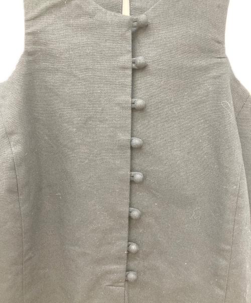 CASA FLINE（カーサフライン）CASA FLINE (カーサフライン) デコルテカットノースリーブIラインリネンドレス ブラック サイズ:Free 未使用品の古着・服飾アイテム