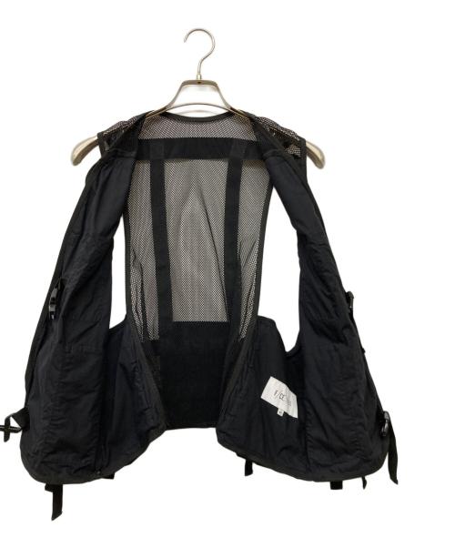 F/CE.（エフシーイー）F/CE. (エフシーイー) ULTRALIGHT MODULAR VEST ブラック サイズ:Mの古着・服飾アイテム
