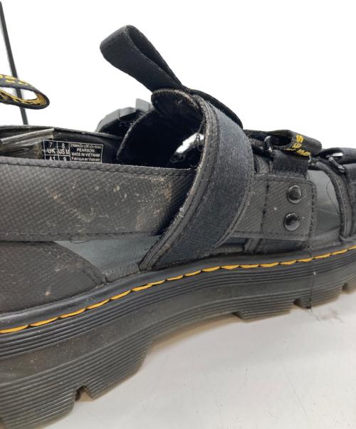 Dr.Martens（ドクターマーチン）Dr.Martens (ドクターマーチン) PEARSON マルチストラップ サンダル ブラック サイズ:26の古着・服飾アイテム