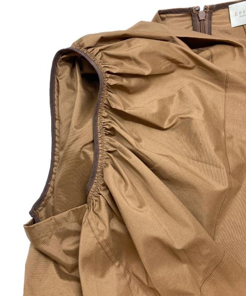 EFFE BEAMS（エッフェ ビームス）EFFE BEAMS (エッフェ ビームス) フラワーカフスブラウス ブラウン サイズ:36の古着・服飾アイテム