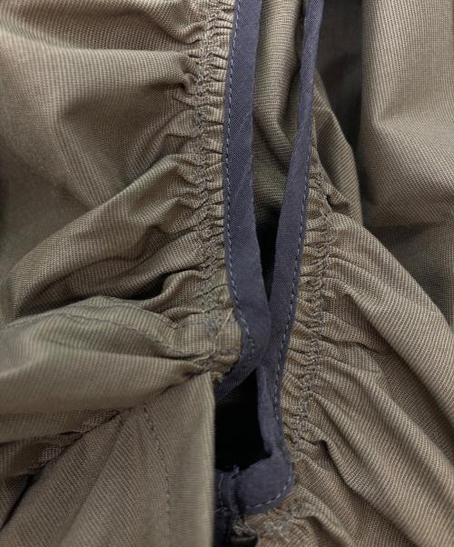 EFFE BEAMS（エッフェ ビームス）EFFE BEAMS (エッフェ ビームス) フラワーカフスブラウス ブラウン サイズ:36の古着・服飾アイテム