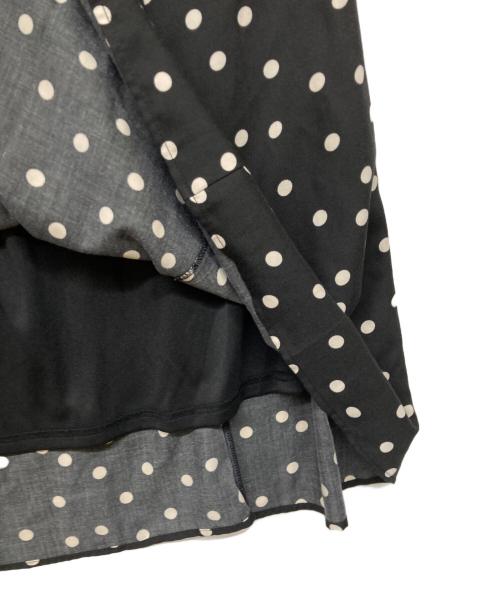 URBAN RESEARCH DOORS（アーバンリサーチドアーズ）URBAN RESEARCH DOORS (アーバンリサーチドアーズ) ドットプリントフレアスカート ブラック サイズ:Mの古着・服飾アイテム