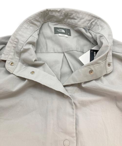 THE NORTH FACE（ザ ノース フェイス）THE NORTH FACE (ザ ノース フェイス) ロングスリーブマラパイヒルシャツ ライトグレー サイズ:S 未使用品の古着・服飾アイテム