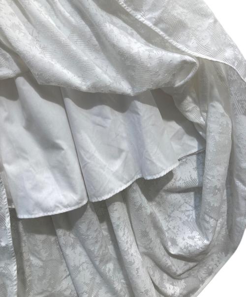 UNITED ARROWS（ユナイテッドアローズ）UNITED ARROWS (ユナイテッドアローズ) OPAL ボリューム フレアスカート ホワイト サイズ:38 未使用品の古着・服飾アイテム