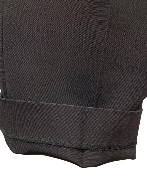 FOXEY（フォクシー）FOXEY (フォクシー) センタープレスストレートパンツ ブラック サイズ:38の古着・服飾アイテム