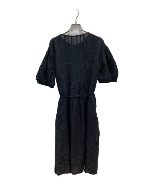 TSUHARU by samansa Mos2（ツハル バイ サマンサモスモス）TSUHARU by Samansa Mos2 (ツハル バイ サマンサモスモス) ハンドスモッキング配色ワンピース ブラック サイズ:Fの古着・服飾アイテム