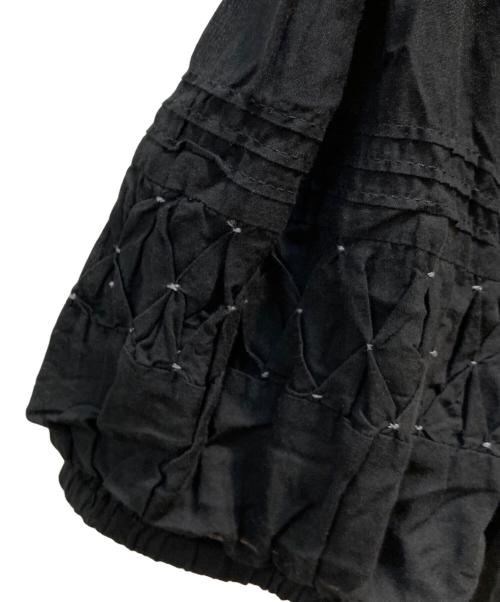 TSUHARU by samansa Mos2（ツハル バイ サマンサモスモス）TSUHARU by Samansa Mos2 (ツハル バイ サマンサモスモス) ハンドスモッキング配色ワンピース ブラック サイズ:Fの古着・服飾アイテム