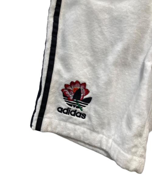 adidas（アディダス）adidas (アディダス) PALACE (パレス) Towel Shorts ホワイト サイズ:Mの古着・服飾アイテム