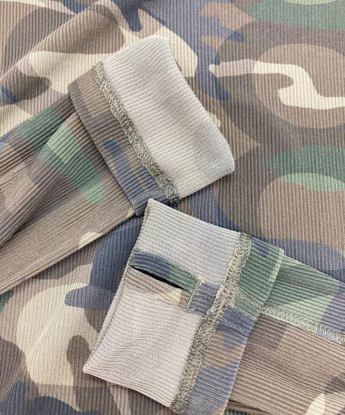 MARC JACOBS（マークジェイコブズ）MARC JACOBS (マークジェイコブス) Camo Sheer Longsleeve グリーン サイズ:XSの古着・服飾アイテム