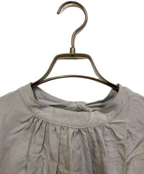 Hello, Bonjour!（ハローボンジュール）Hello, Bonjour! (ハローボンジュール) C/N Gahter Blouse グレー サイズ:SIZE Freeの古着・服飾アイテム