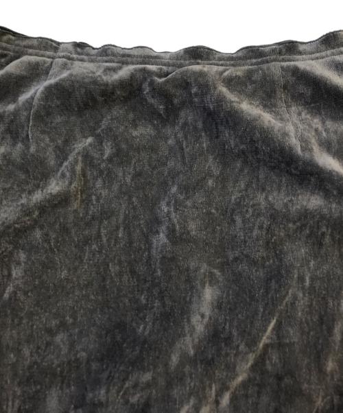 ETRE TOKYO（エトレトウキョウ）ETRE TOKYO (エトレトウキョウ) スリットベロアスカート グレー サイズ:表記なしの古着・服飾アイテム