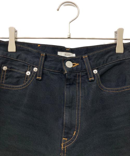 CLANE（クラネ）CLANE (クラネ) THUMB DENIM PANTS ブラックの古着・服飾アイテム