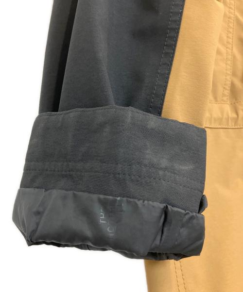 THE NORTH FACE（ザ ノース フェイス）THE NORTH FACE (ザ ノース フェイス) Mountain Light Jacket ベージュ サイズ:Lの古着・服飾アイテム