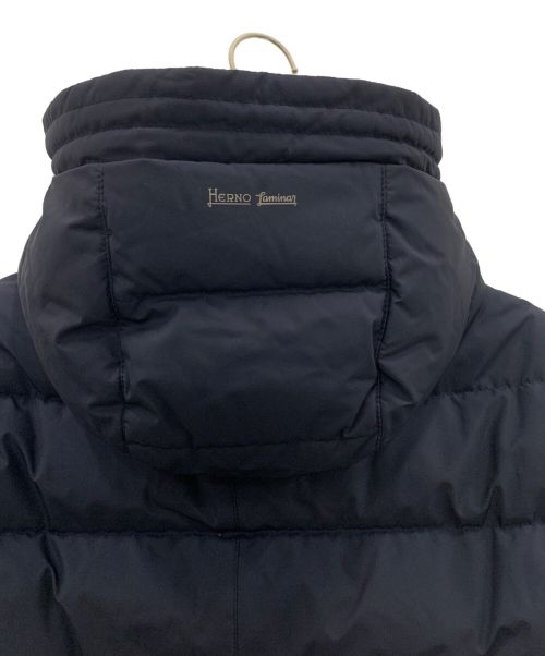 HERNO（ヘルノ）HERNO (ヘルノ) Laminar2レイヤーゴアウインドストッパーフーディー ネイビー サイズ:48の古着・服飾アイテム