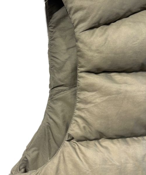 ARC'TERYX（アークテリクス）ARC'TERYX (アークテリクス) PIEDMONT VEST カーキ サイズ:Mの古着・服飾アイテム
