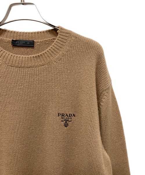 PRADA（プラダ）PRADA (プラダ) ロゴ カシミヤ ニットプルオーバー ベージュ サイズ:48の古着・服飾アイテム