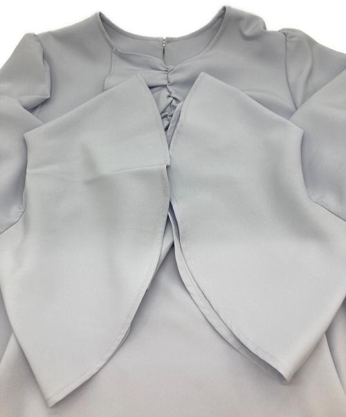 CADUNE（カデュネ）CADUNE (カデュネ) フリルフレアブラウス ブルー サイズ:38の古着・服飾アイテム