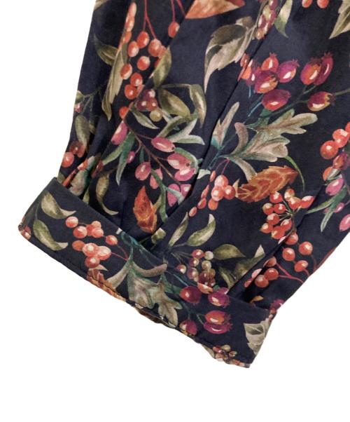 Shower Party（シャワーパーティー）Shower Party (シャワーパーティー) Liberty花柄ブラウス ブラック サイズ:FREEの古着・服飾アイテム