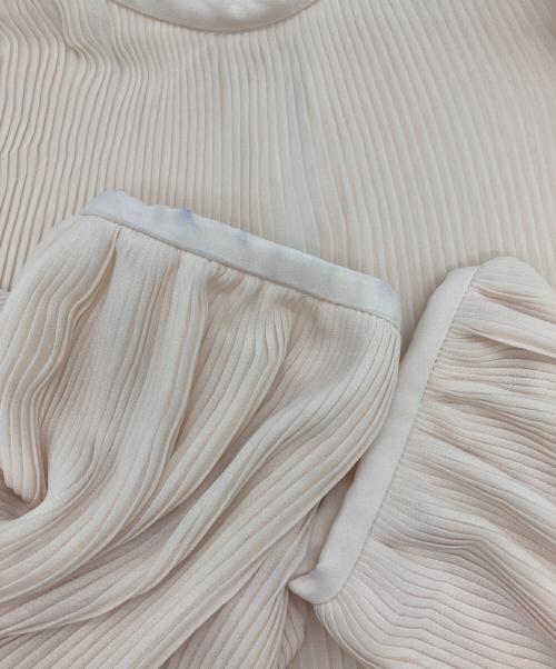 CLANE（クラネ）CLANE (クラネ) 3WAY THIN PLEAT ONE PIECE アイボリー×ブラック サイズ:1の古着・服飾アイテム