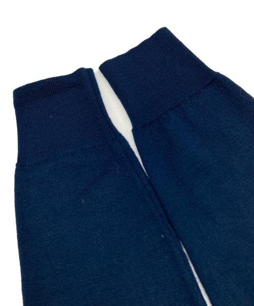 JOHN SMEDLEY（ジョンスメドレー）JOHN SMEDLEY (ジョンスメドレー) クルーネックニット ネイビー サイズ:Mの古着・服飾アイテム