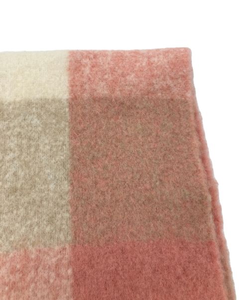 BLUE LABEL CRESTBRIDGE（ブルーレーベルクレストブリッジ）BLUE LABEL CRESTBRIDGE (ブルーレーベルクレストブリッジ) カラーブロックフリンジマフラー ピンクの古着・服飾アイテム