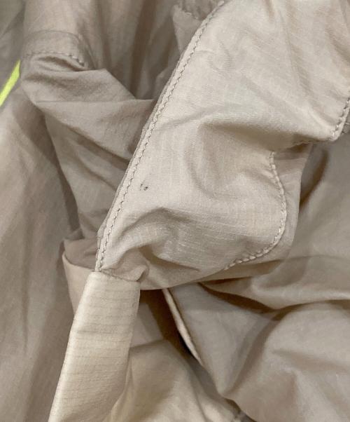 ARC'TERYX（アークテリクス）ARC'TERYX (アークテリクス) 22AW ATOM LIGHTWEIGHT HOODY W ベージュ サイズ:Sの古着・服飾アイテム