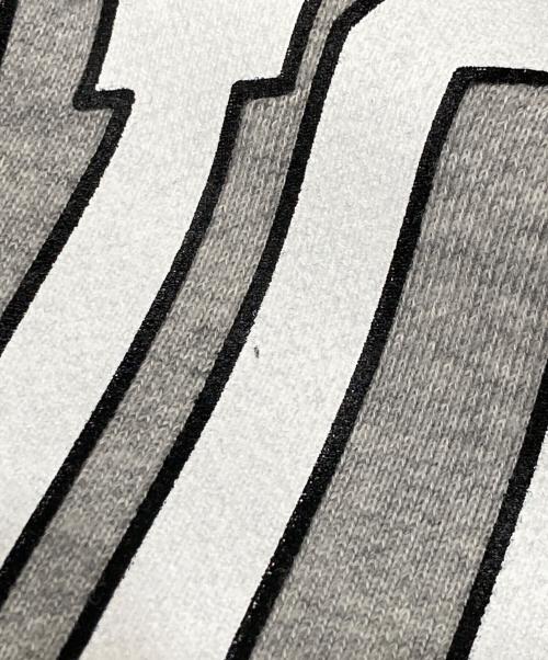 NOUNLESS（ナウンレス）NOUNLESS (ナウンレス) 別注COLLEGE LOGO OVER SWEAT ライトグレー サイズ:2の古着・服飾アイテム