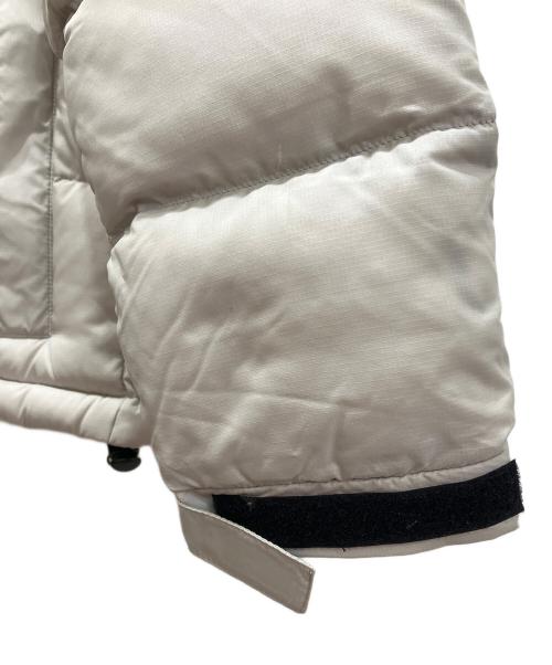 THE NORTH FACE（ザ ノース フェイス）THE NORTH FACE (ザ ノース フェイス) ヌプシジャケット ベージュ×ブラック サイズ:Sの古着・服飾アイテム