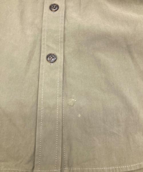 23区（ニジュウサンク）23区 (ニジュウサンク) ミリタリーコットンギャバ シャツ カーキ サイズ:32の古着・服飾アイテム