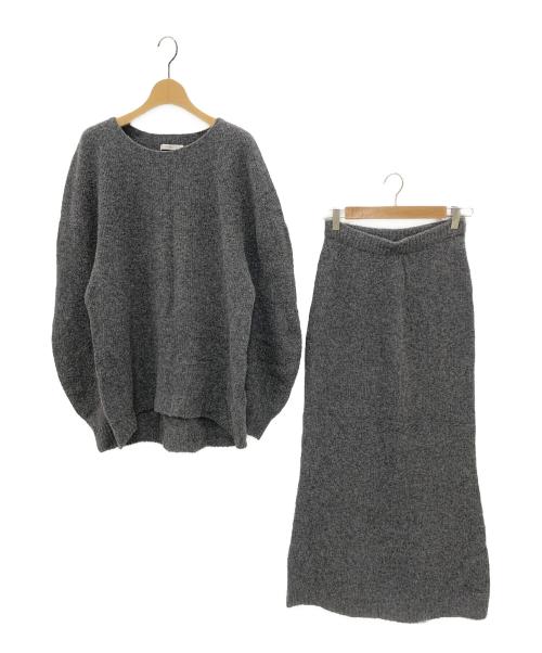 Plage（プラージュ）Plage (プラージュ) ブークレーヤーン 5Gニットアップ グレー サイズ:ＳＩＺＥ　ＦＲＥＥの古着・服飾アイテム