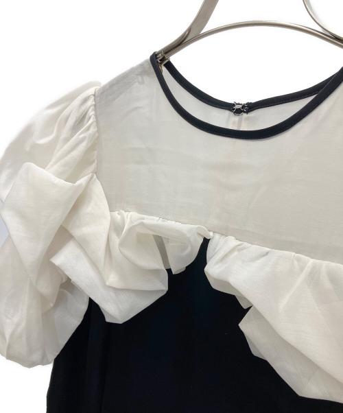 FRAY ID（フレイ アイディー）FRAY ID (フレイ アイディー) ラッフルデザインシアーコンビスリムドレス ブラック×ホワイト サイズ:1 未使用品の古着・服飾アイテム