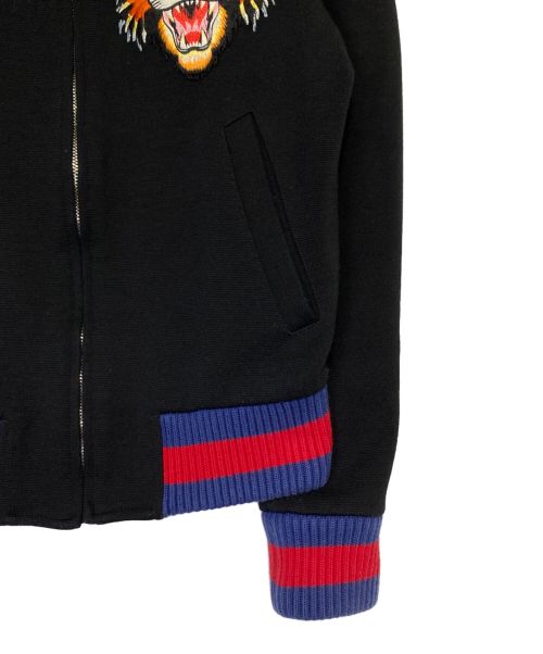 GUCCI（グッチ）GUCCI (グッチ) アングリーキャットワッペン スタジャン ブラック×レッド サイズ:46の古着・服飾アイテム