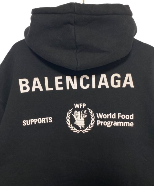 BALENCIAGA（バレンシアガ）BALENCIAGA (バレンシアガ) WFPロゴプリントプルオーバーパーカー ブラック サイズ:Mの古着・服飾アイテム