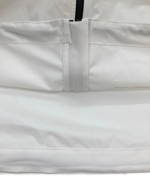 C.P COMPANY（シーピーカンパニー）C.P COMPANY (シーピーカンパニー) PRO-TEK HOODED PARKA FULL ZIP JACKET ホワイト サイズ:48の古着・服飾アイテム