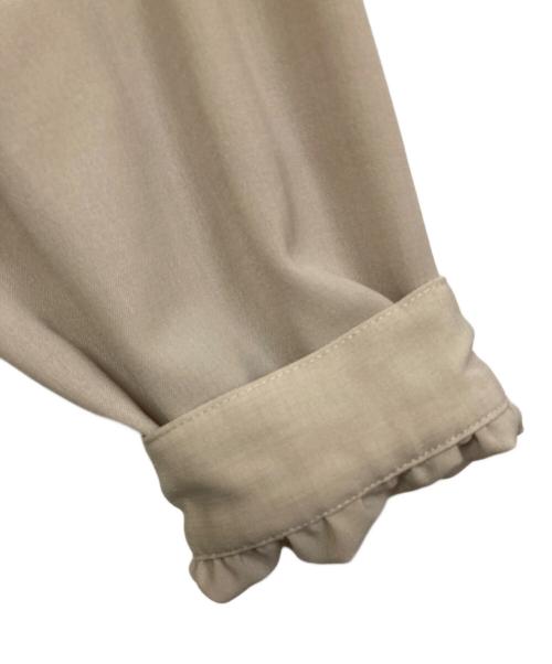 UNITED TOKYO（ユナイテッドトーキョー）UNITED TOKYO (ユナイテッドトーキョー) ケープカラーブラウス ベージュ サイズ:FREEの古着・服飾アイテム