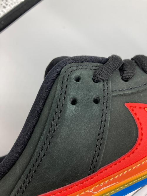 NIKE SB（ナイキエスビー）NIKE SB (ナイキエスビー) Polaroid (ポラロイド) スニーカー マルチカラー サイズ:27.5cmの古着・服飾アイテム