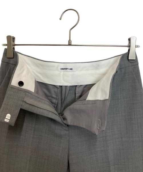 EVERYDAY I LIKE.（エヴリデイ アイ ライク）EVERYDAY I LIKE. (エヴリデイ アイ ライク) New Standard パンツ グレー サイズ:34の古着・服飾アイテム
