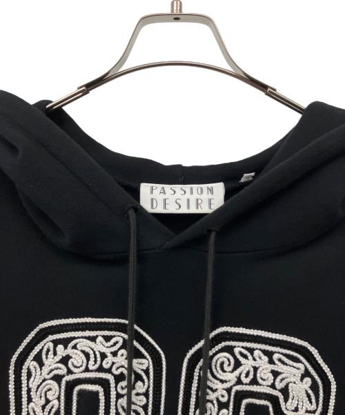 el conductorh（コンダクター）el conductorH (コンダクター) CORD EMBROIDERED COTTON HOODED SWEATER TEAM ブラック サイズ:SIZE2の古着・服飾アイテム