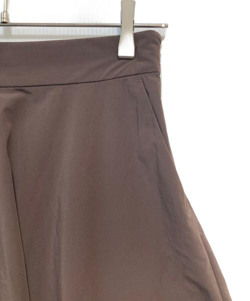 JOURNAL STANDARD（ジャーナルスタンダード）JOURNAL STANDARD (ジャーナルスタンダード) マットメモリーサーキュラースカート ブラウン サイズ:38 未使用品の古着・服飾アイテム