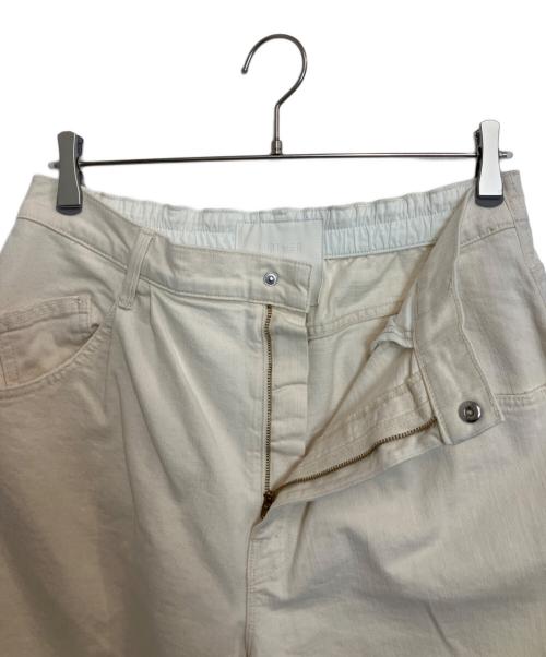 mother（マザー）mother (マザー) THE HALF SPRING PLEATED GREASER ANKLE アイボリー サイズ:31 未使用品の古着・服飾アイテム