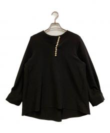 TONAL（トーナル）の古着「パールキーネックブラウス」｜ブラック