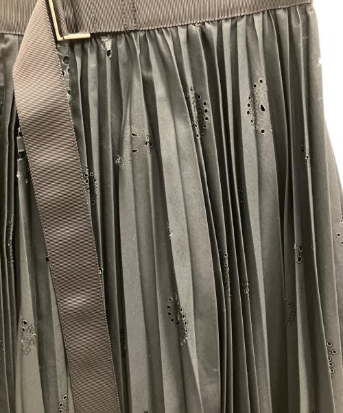 sacai（サカイ）sacai (サカイ) バンダナプリントプリーツスカート ブラック サイズ:1の古着・服飾アイテム