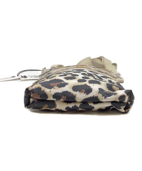 LeSportsac（レスポートサック）LeSportsac (レスポートサック) 3 ZIP CROSSBODYフラクセンレオパード ベージュの古着・服飾アイテム