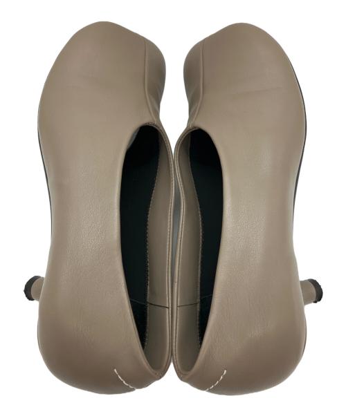 MM6 Maison Margiela（エムエムシックスメゾンマルジェラ）MM6 Maison Margiela (エムエムシックスメゾンマルジェラ) パンプス フォッシル サイズ:38の古着・服飾アイテム