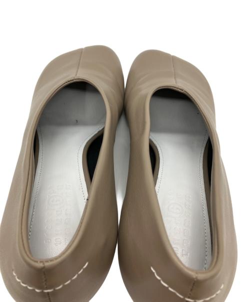 MM6 Maison Margiela（エムエムシックスメゾンマルジェラ）MM6 Maison Margiela (エムエムシックスメゾンマルジェラ) パンプス フォッシル サイズ:38の古着・服飾アイテム