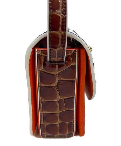 Christian Louboutin（クリスチャン・ルブタン）Christian Louboutin (クリスチャン・ルブタン) ショルダーバッグ ホワイト/ロデオの古着・服飾アイテム