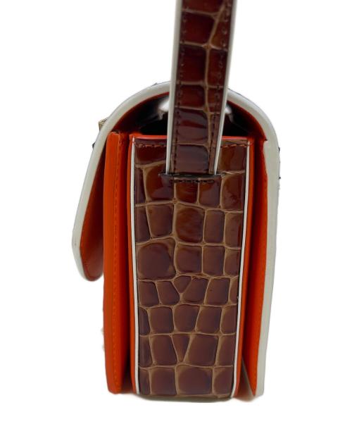 Christian Louboutin（クリスチャン・ルブタン）Christian Louboutin (クリスチャン・ルブタン) ショルダーバッグ ホワイト/ロデオの古着・服飾アイテム