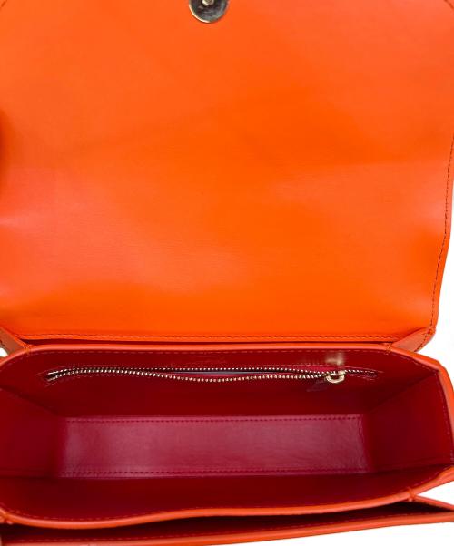 Christian Louboutin（クリスチャン・ルブタン）Christian Louboutin (クリスチャン・ルブタン) ショルダーバッグ ホワイト/ロデオの古着・服飾アイテム