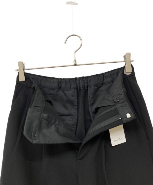 Spick and Span（スピック＆スパン）Spick and Span (スピックアンドスパン) ダブルクロスツータックパンツ ブラック サイズ:38の古着・服飾アイテム